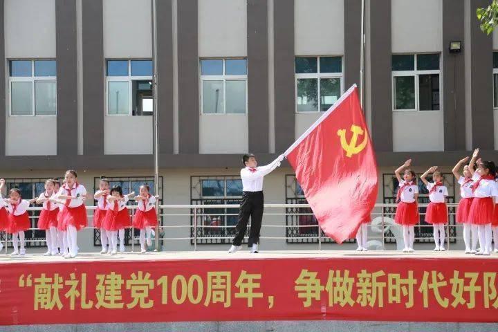 1月31日华夏南方广发建信等基金大咖说：2024如何全球配置？证券板块后市怎么看？(策略会)